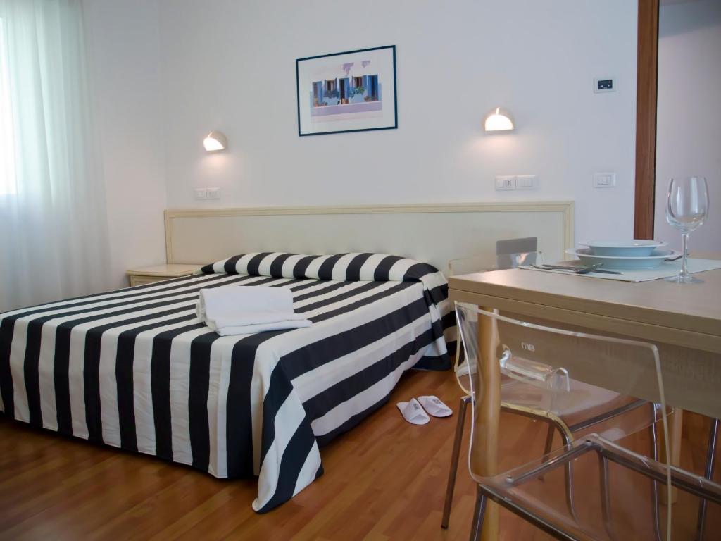 Residence Divina Rimini Zimmer foto