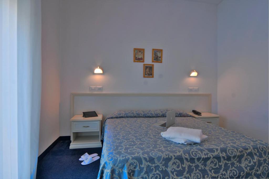 Residence Divina Rimini Zimmer foto